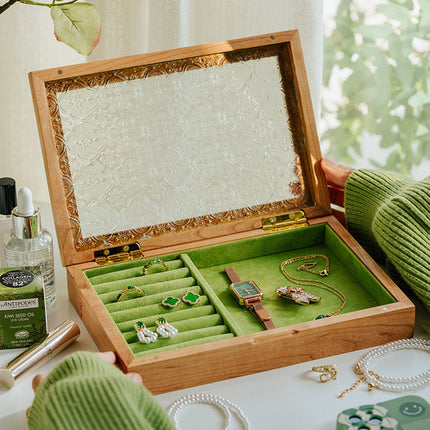 Antikke Smykkeskrin I Glass